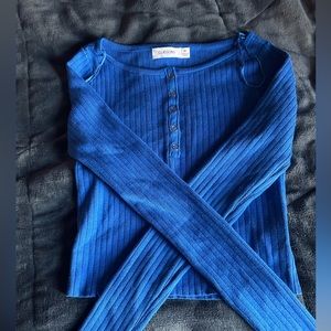 Glassons long sleeve blue button tee size M